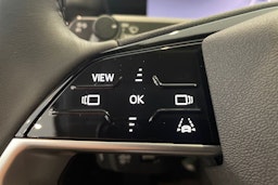 musta Audi Q3 2026 kuva 24.