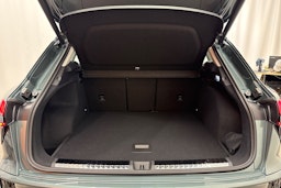 met. vihreä Audi Q3 2026 kuva 13.