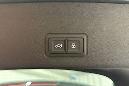 met. vihreä Audi Q3 2026 kuva 14.