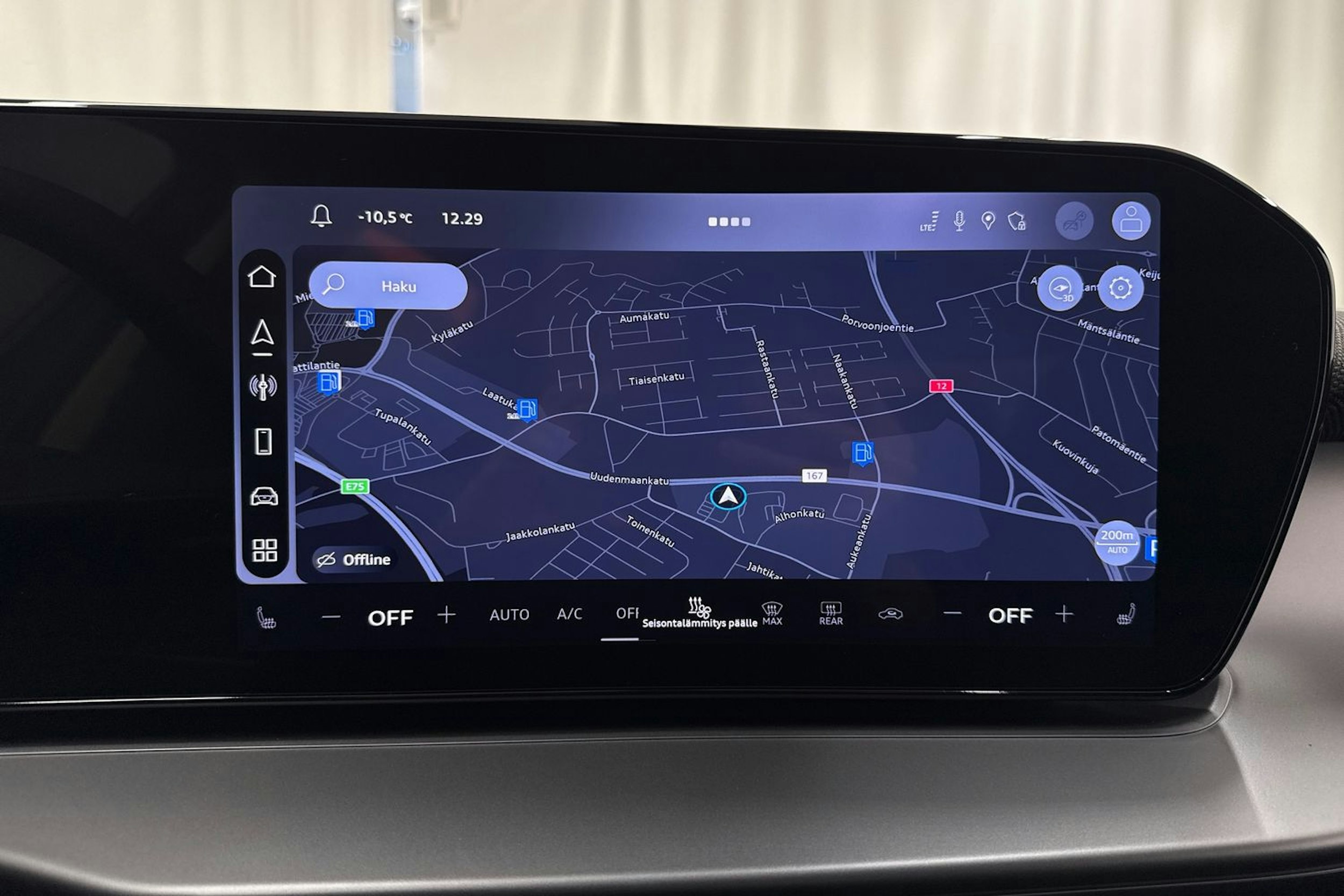 met. vihreä Audi Q3 2026 kuva 22.