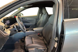 harmaa Audi Q3 2026 kuva 6.