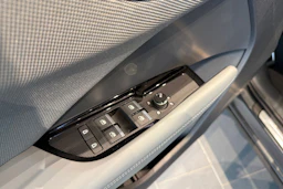 harmaa Audi Q3 2026 kuva 11.