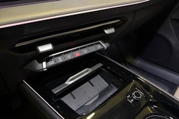 sininen Audi Q3 2026 kuva 11.