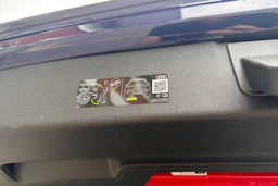 sininen Audi Q3 2026 kuva 19.