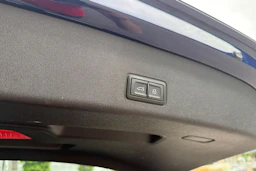sininen Audi Q3 2026 kuva 20.