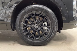 musta Audi Q3 2026 kuva 13.