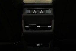 musta Audi Q3 2026 kuva 15.