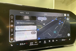 musta Audi Q3 2026 kuva 17.