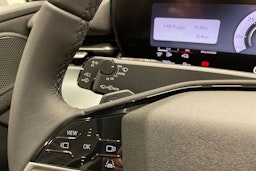 musta Audi Q3 2026 kuva 18.