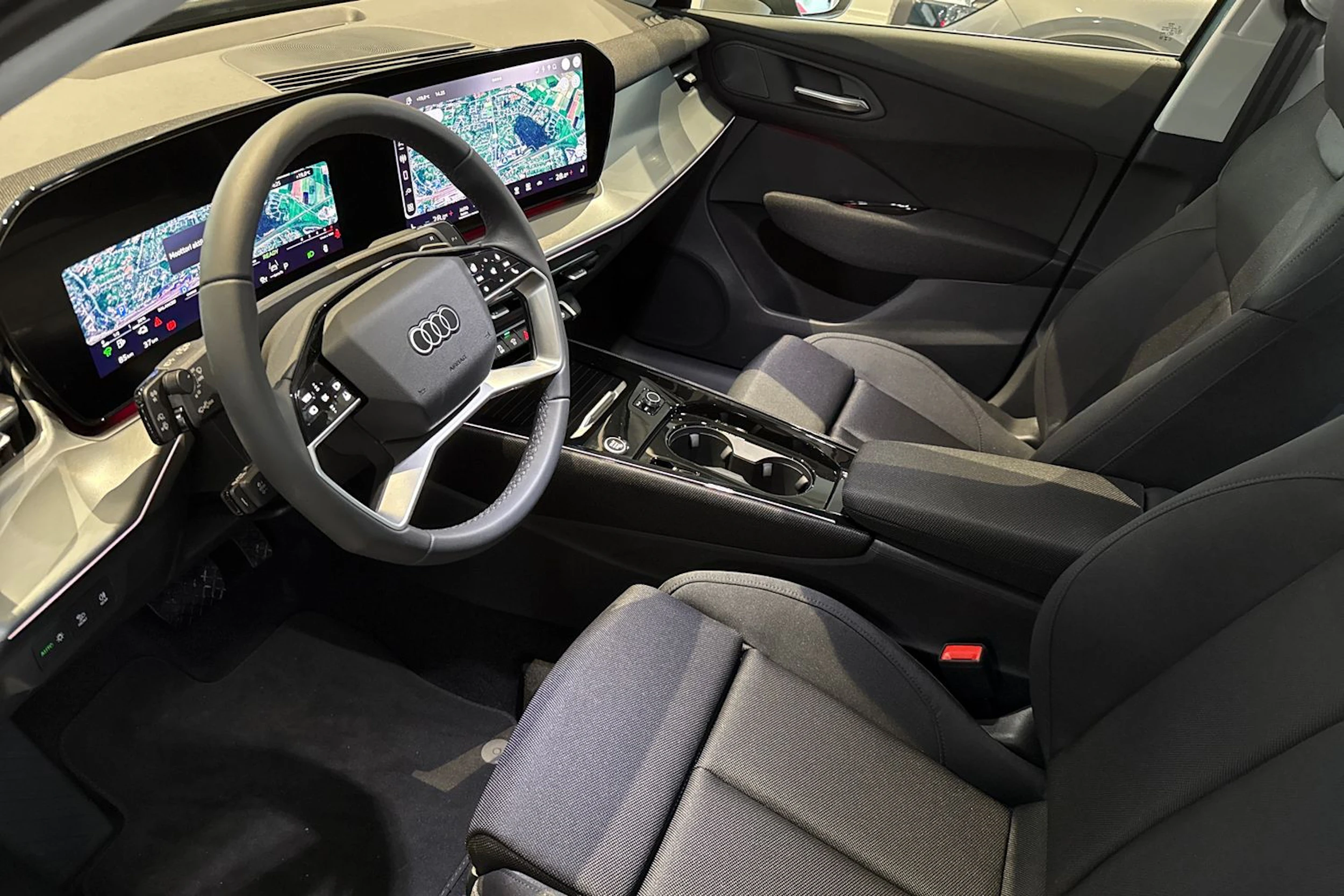 met. vihreä Audi Q3 2026 kuva 14.