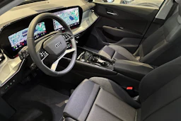 met. vihreä Audi Q3 2026 kuva 14.