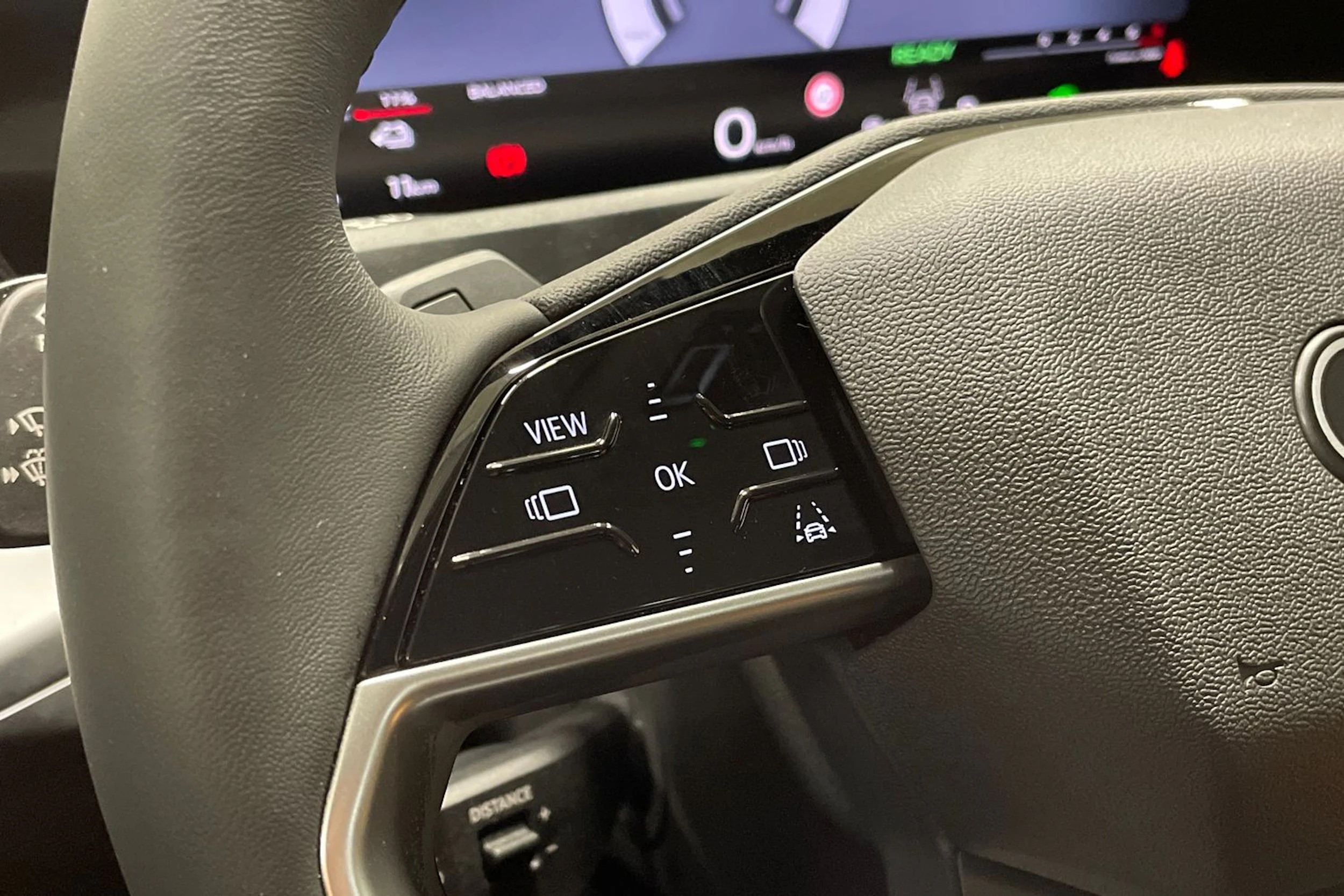 vihreä Audi Q3 2026 kuva 13.