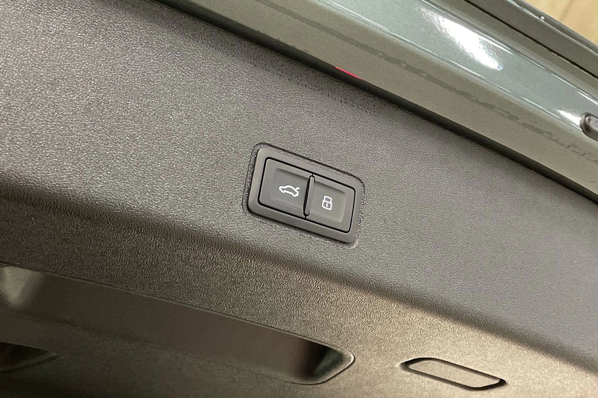 vihreä Audi Q3 2026 kuva 15.