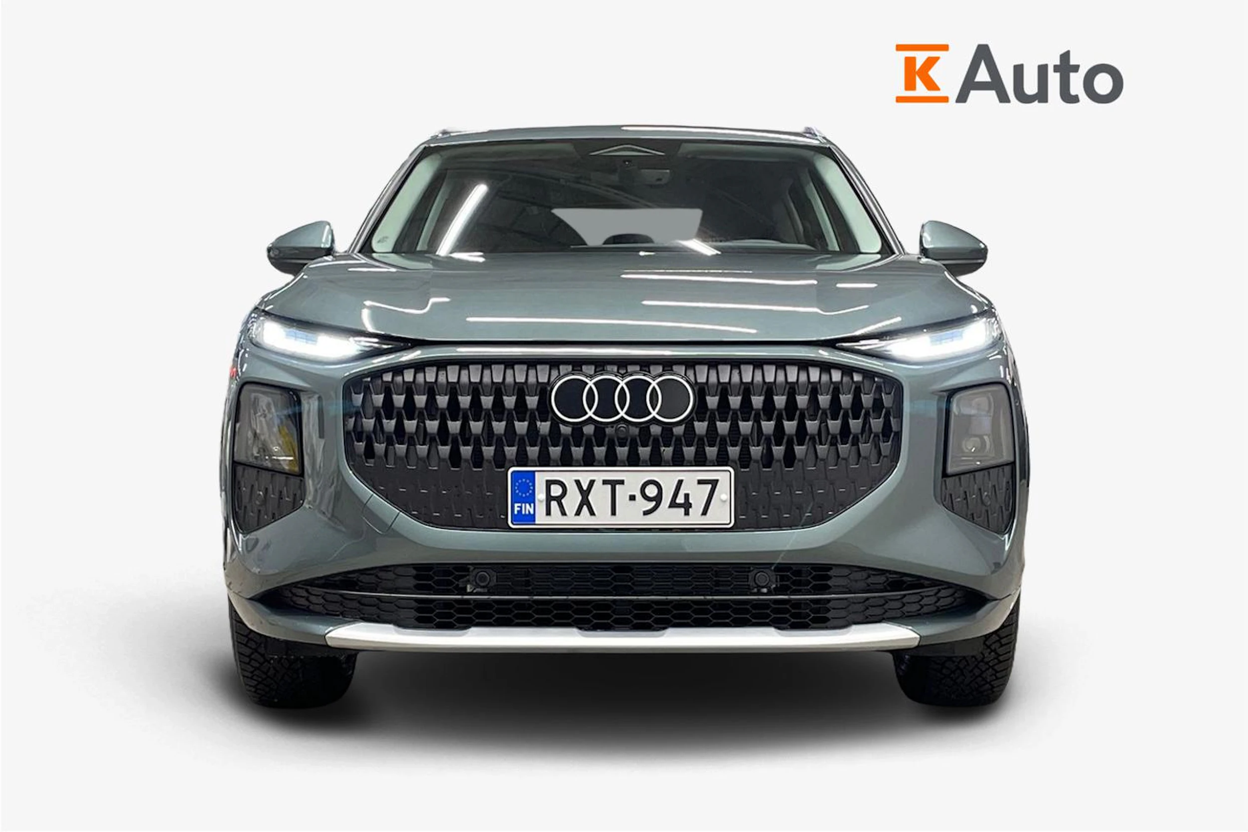 vihreä Audi Q3 2026 kuva 19.