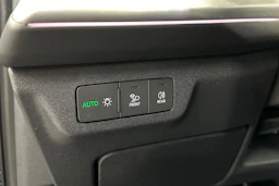 navarra sininen Audi Q3 2026 kuva 20.