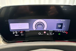 navarra sininen Audi Q3 2026 kuva 23.