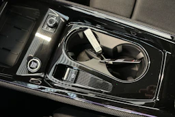 navarra sininen Audi Q3 2026 kuva 30.