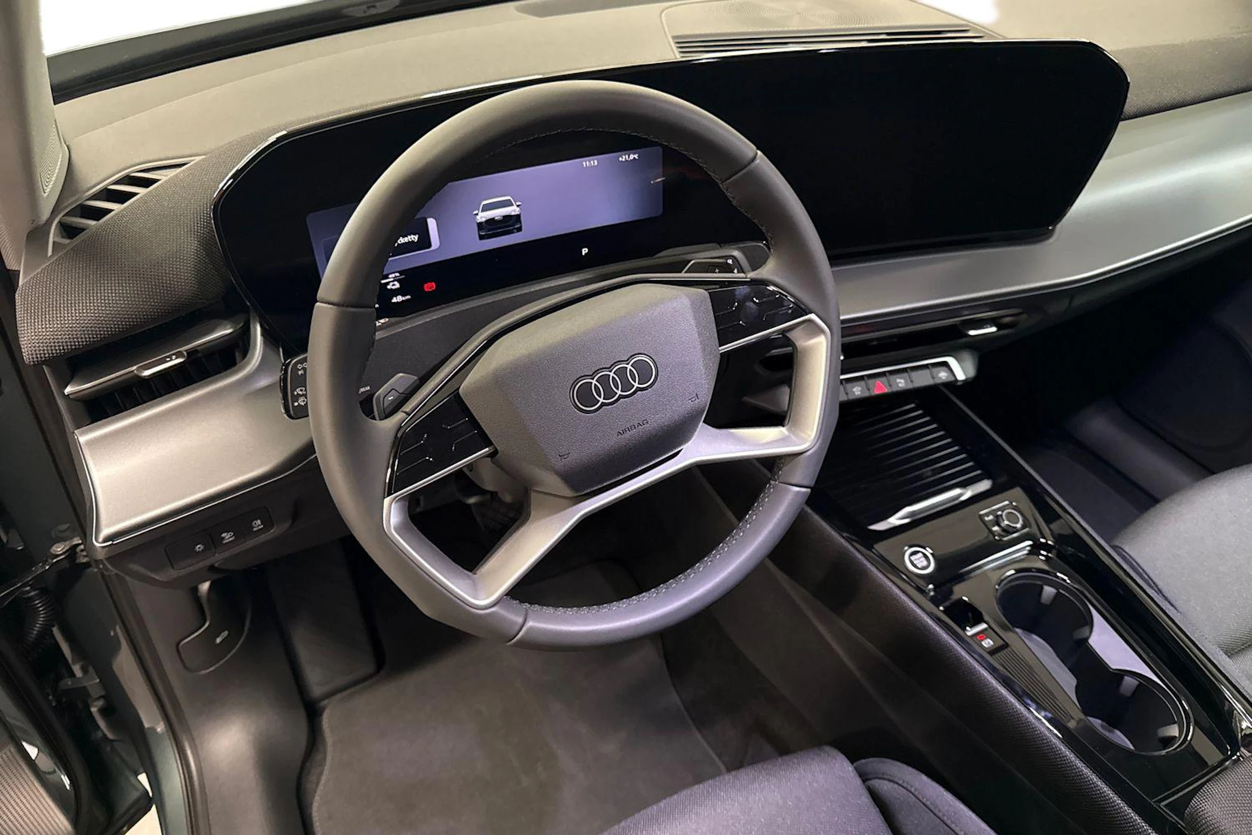 met. vihreä Audi Q3 2026 kuva 6.