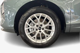 met. vihreä Audi Q3 2026 kuva 9.