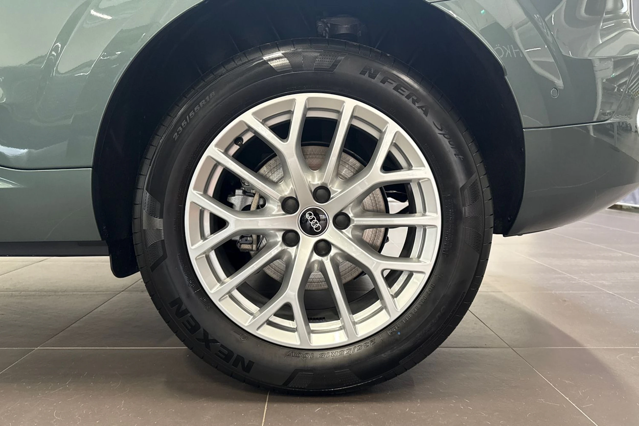 met. vihreä Audi Q3 2026 kuva 10.