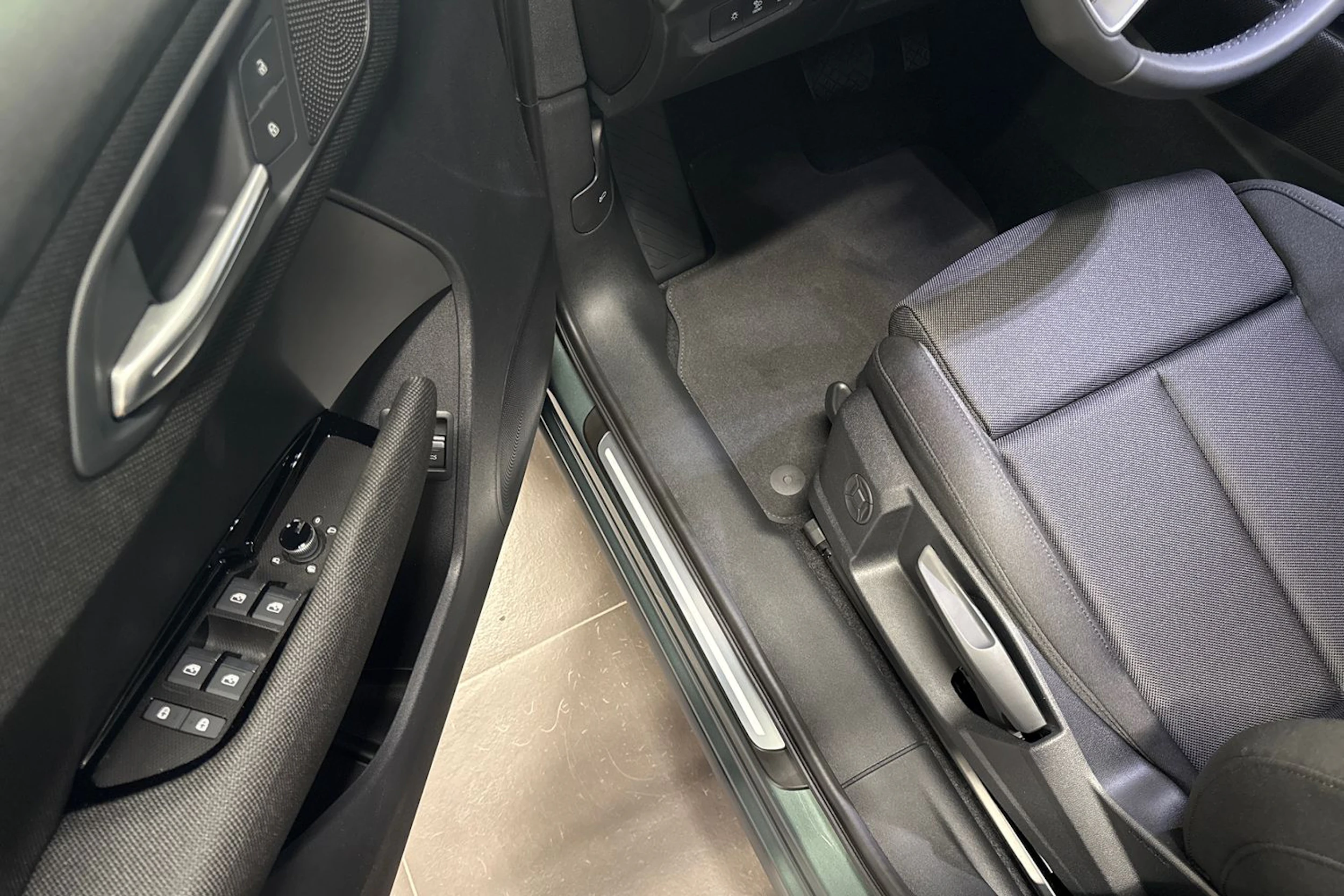 met. vihreä Audi Q3 2026 kuva 14.