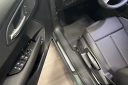 met. vihreä Audi Q3 2026 kuva 14.