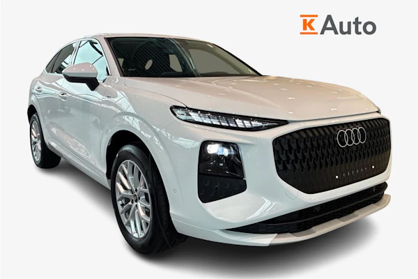 Audi Q3 Sportback e-hybrid 200 kW | Vetokoukku | Adaptiivinen vakionopeudensäädin | Advanced Key |