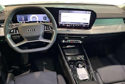 valkoinen Audi Q3 2026 kuva 7.