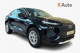 musta Audi Q3 2026 kuva 1.