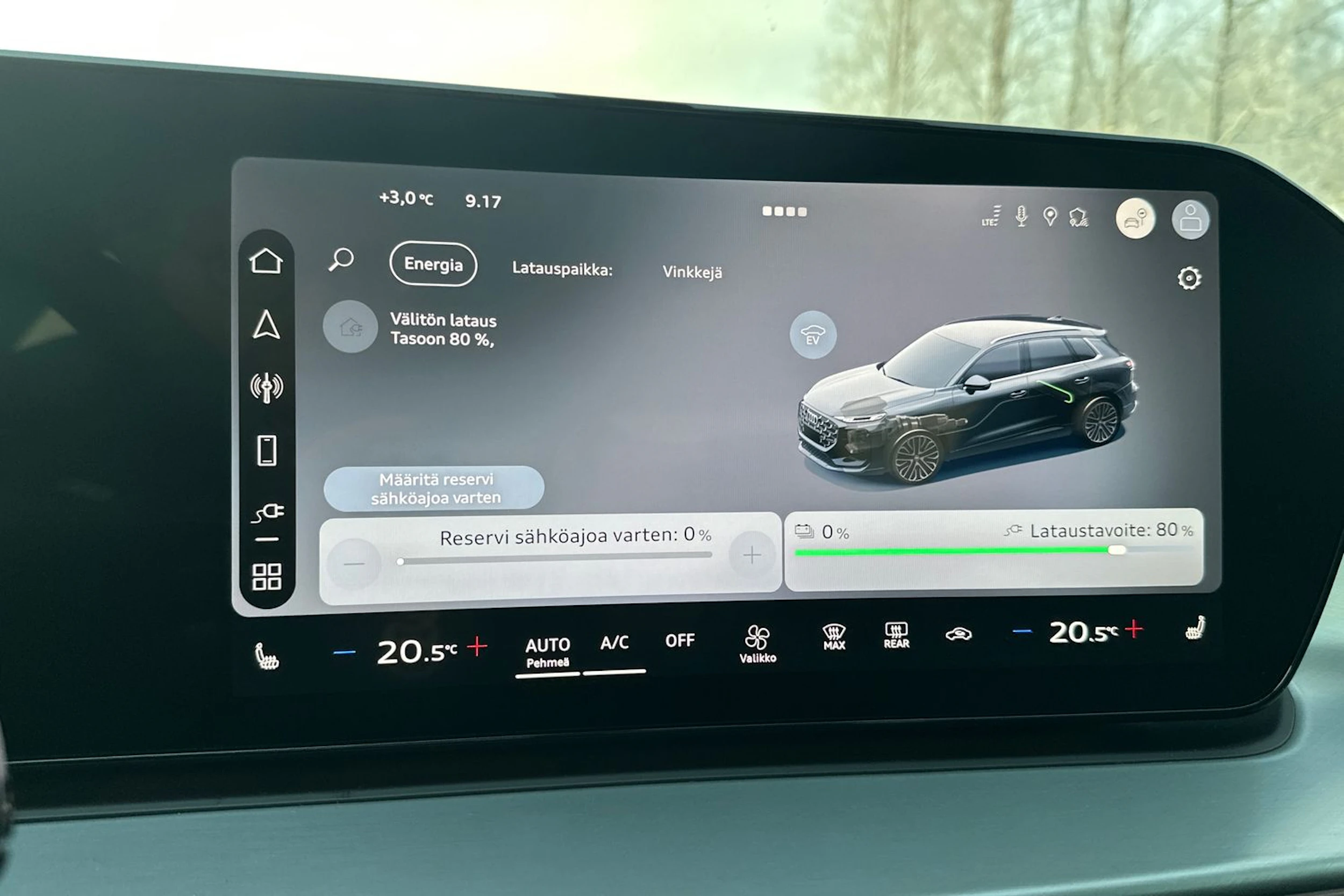 met. vihreä Audi Q3 2026 kuva 19.