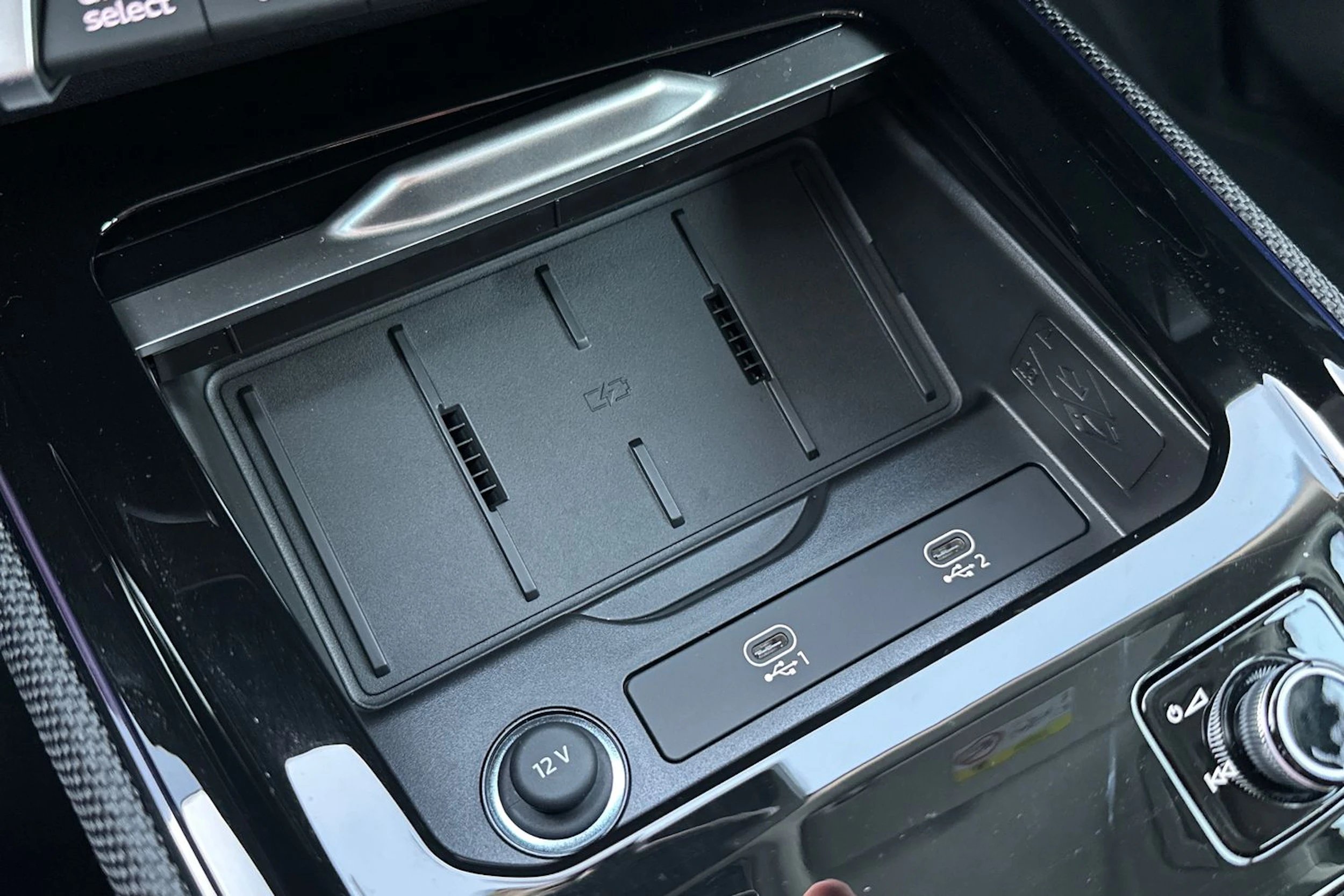 met. vihreä Audi Q3 2026 kuva 21.