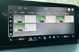 met. vihreä Audi Q3 2026 kuva 22.