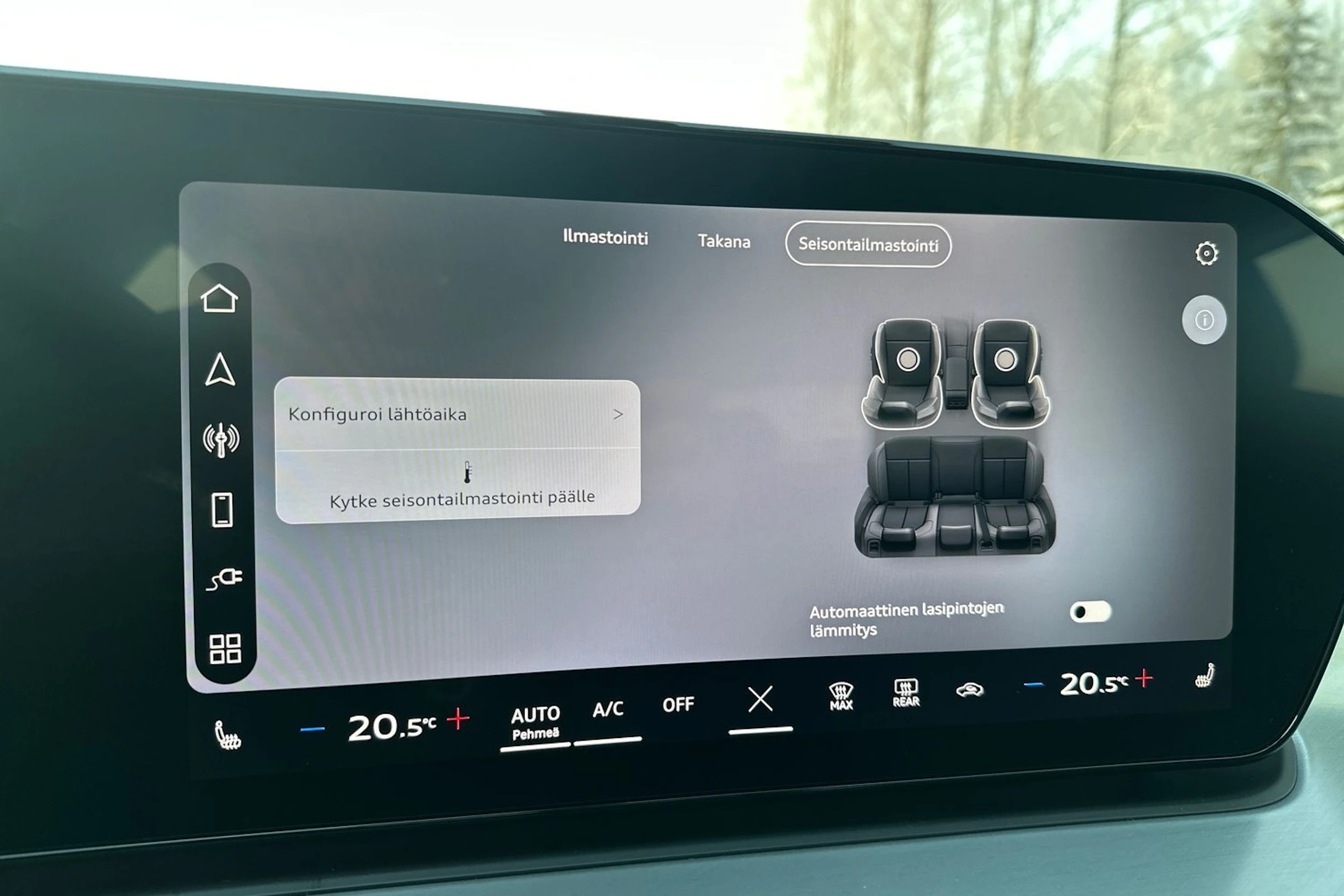 met. vihreä Audi Q3 2026 kuva 24.