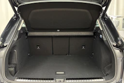 met. harmaa Audi Q3 2026 kuva 27.