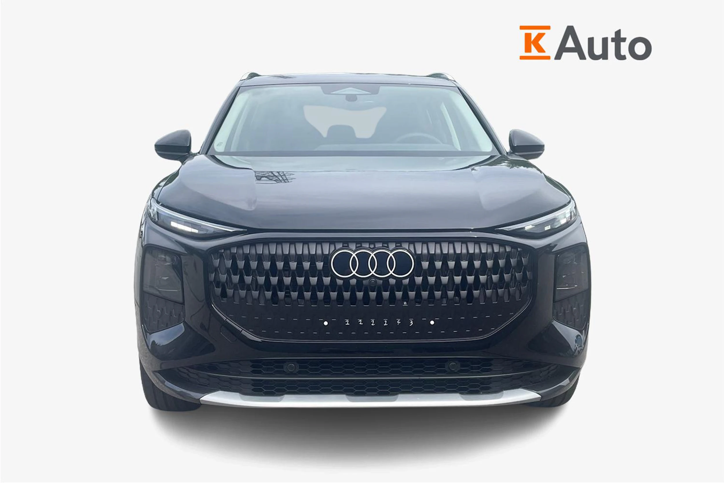 musta Audi Q3 2026 kuva 4.
