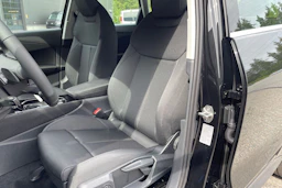 musta Audi Q3 2026 kuva 11.