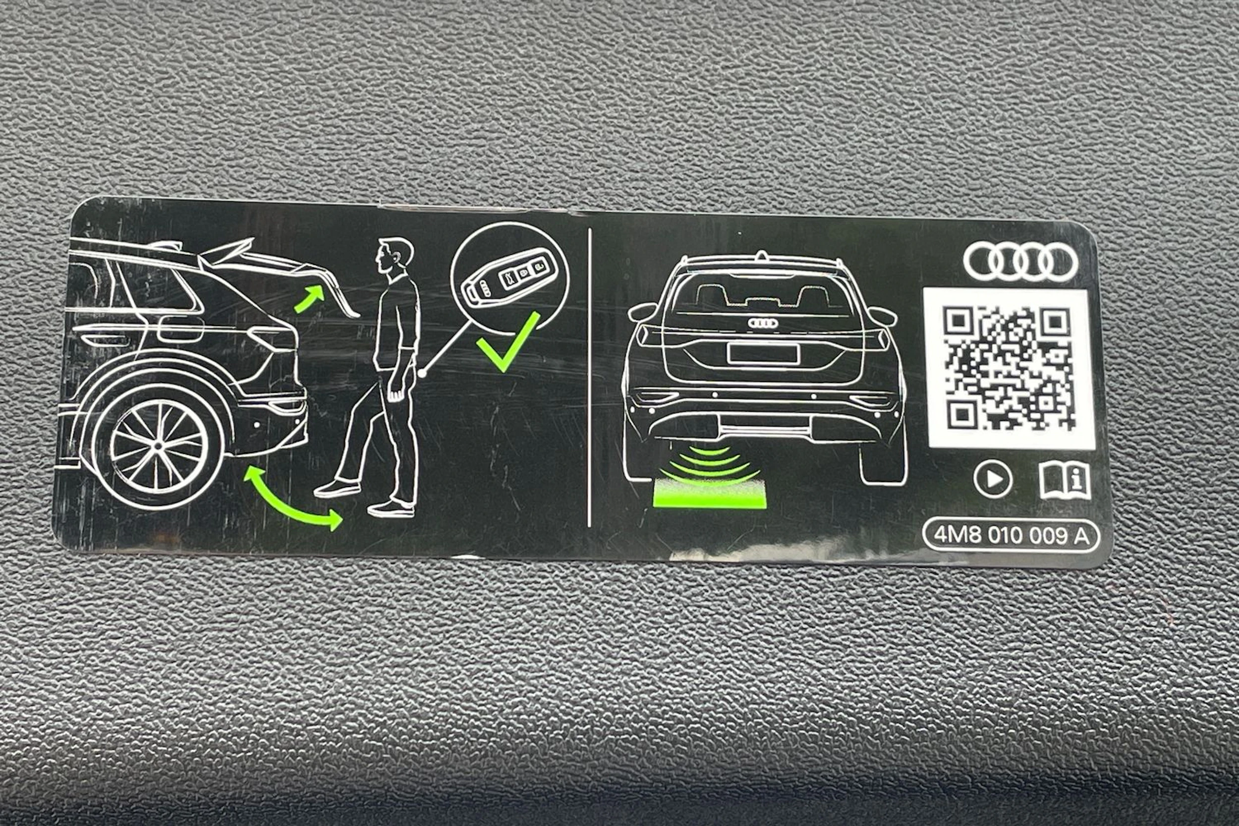 musta Audi Q3 2026 kuva 15.