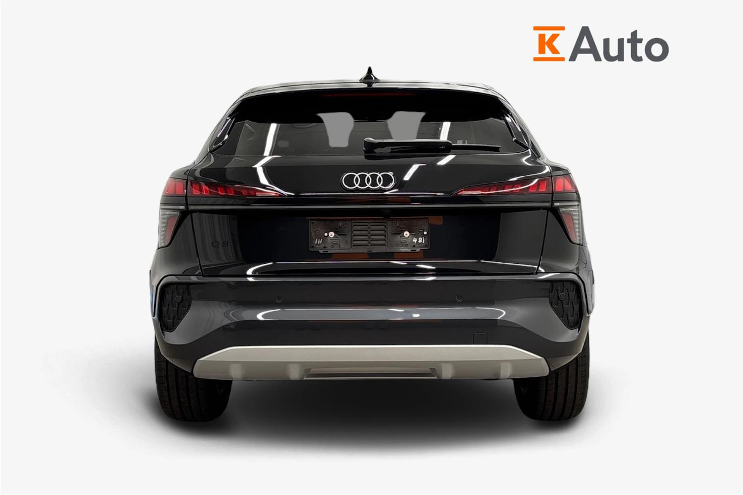 met. musta Audi Q3 2026 kuva 3.