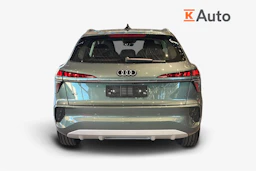 vihreä Audi Q3 2026 kuva 3.