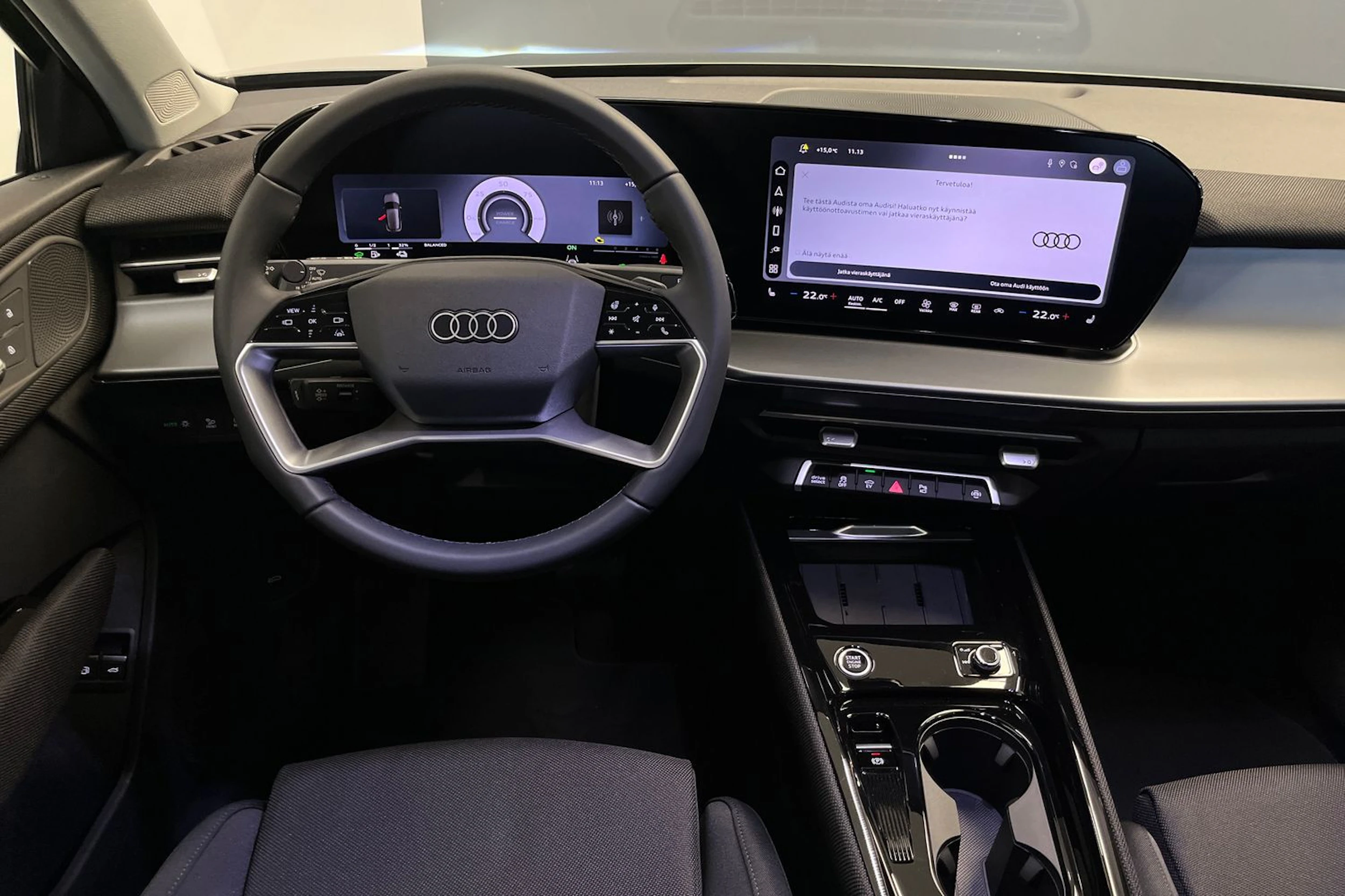 met. vihreä Audi Q3 2026 kuva 11.