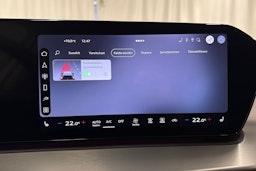 valkoinen Audi Q3 2026 kuva 27.