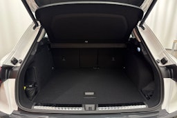 valkoinen Audi Q3 2026 kuva 33.