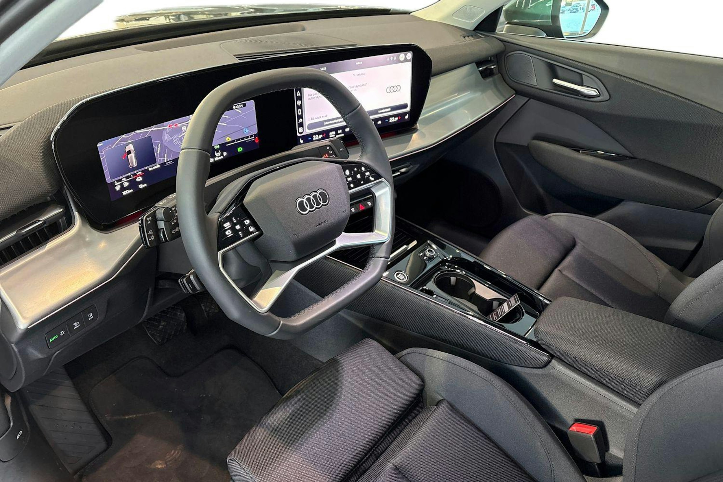 met. vihreä Audi Q3 2026 kuva 6.