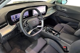 met. vihreä Audi Q3 2026 kuva 6.