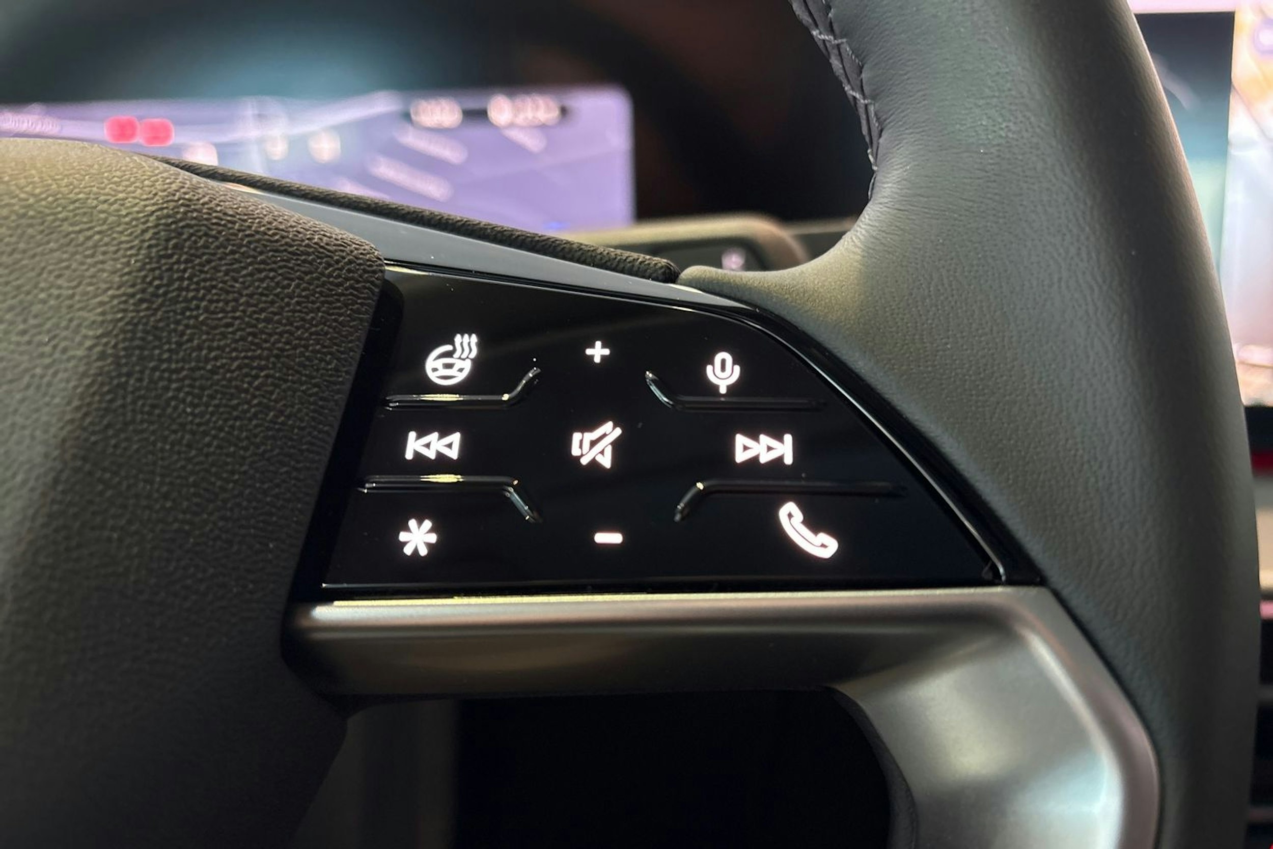 met. vihreä Audi Q3 2026 kuva 13.