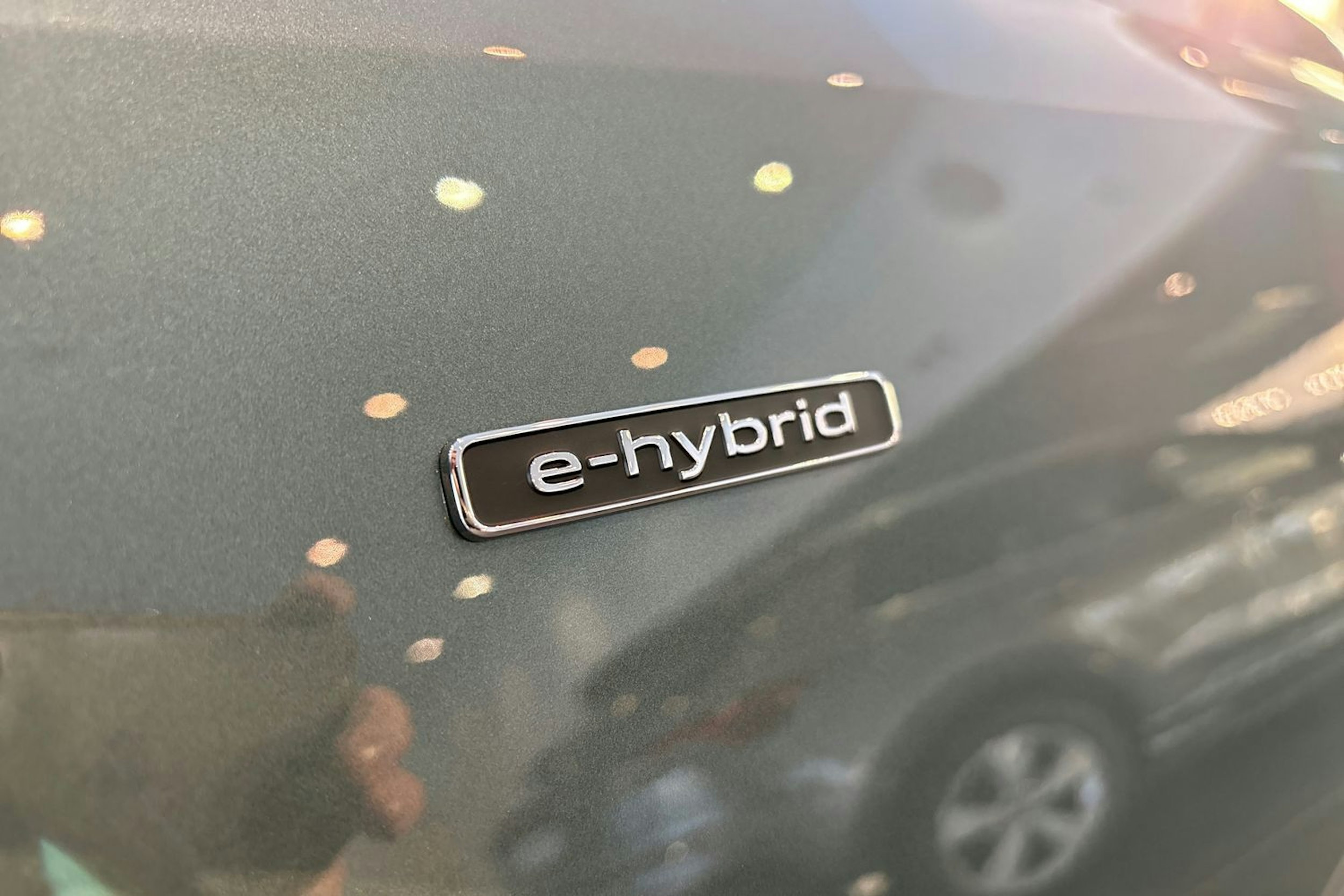 met. vihreä Audi Q3 2026 kuva 21.