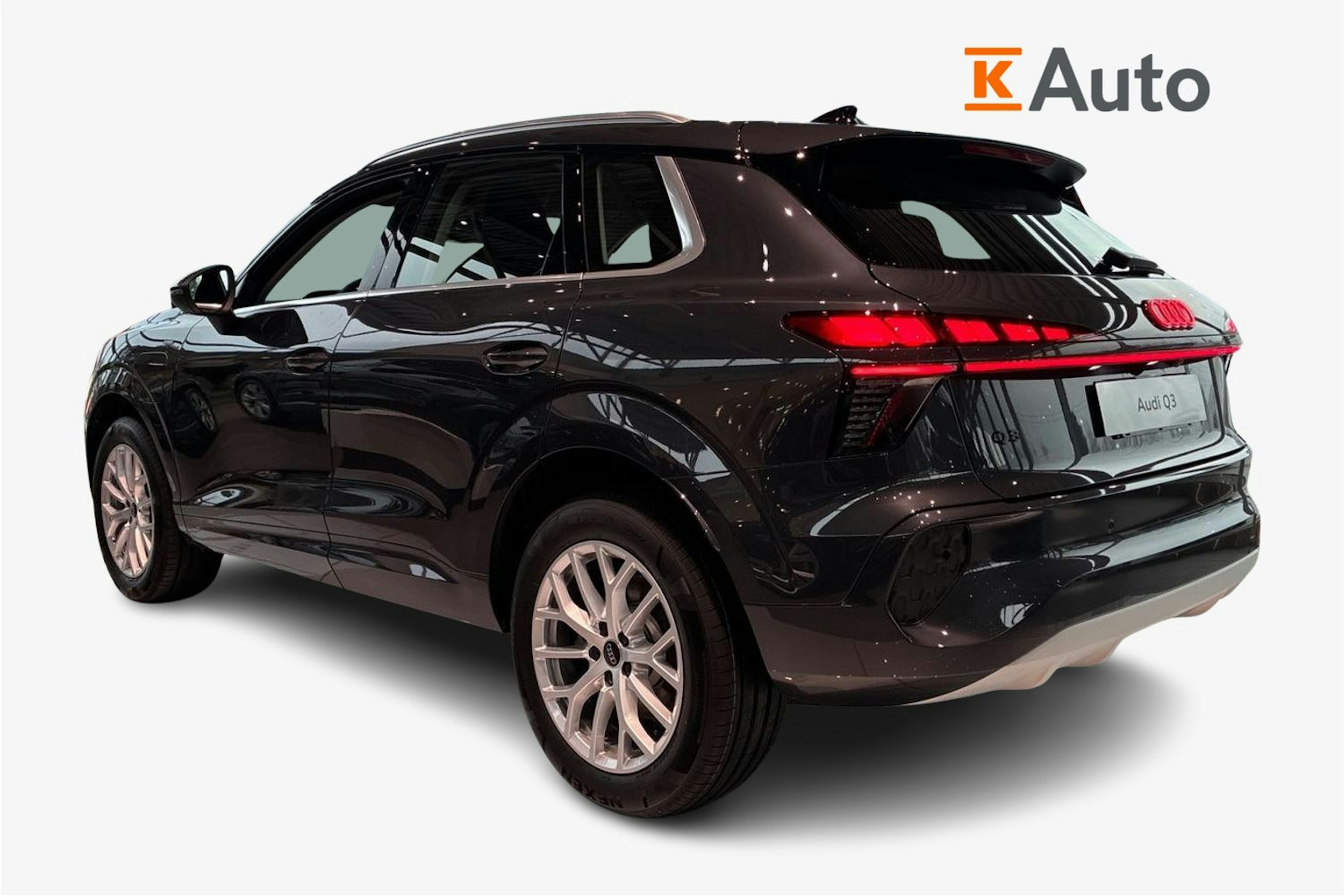 harmaa Audi Q3 2026 kuva 2.