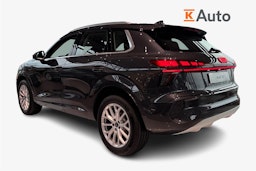 harmaa Audi Q3 2026 kuva 2.