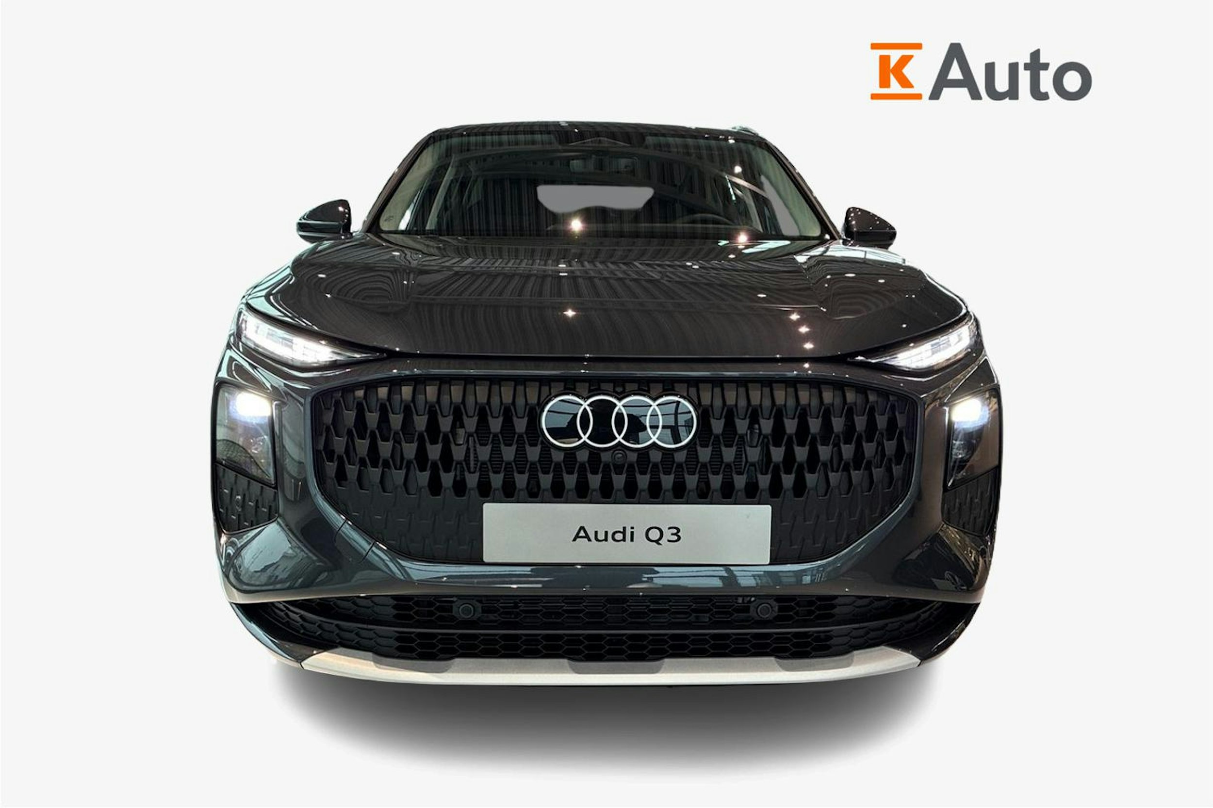 harmaa Audi Q3 2026 kuva 4.