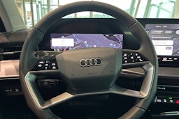 harmaa Audi Q3 2026 kuva 17.